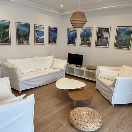Maison Tregastel, Proche Coz Pors Holiday home *